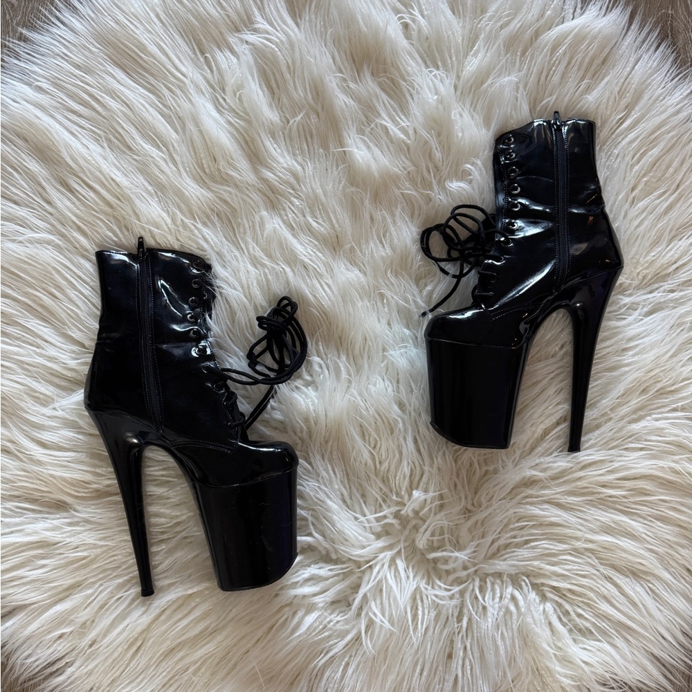 Pleaser - Black Platform Lace-Up Ankle Boots